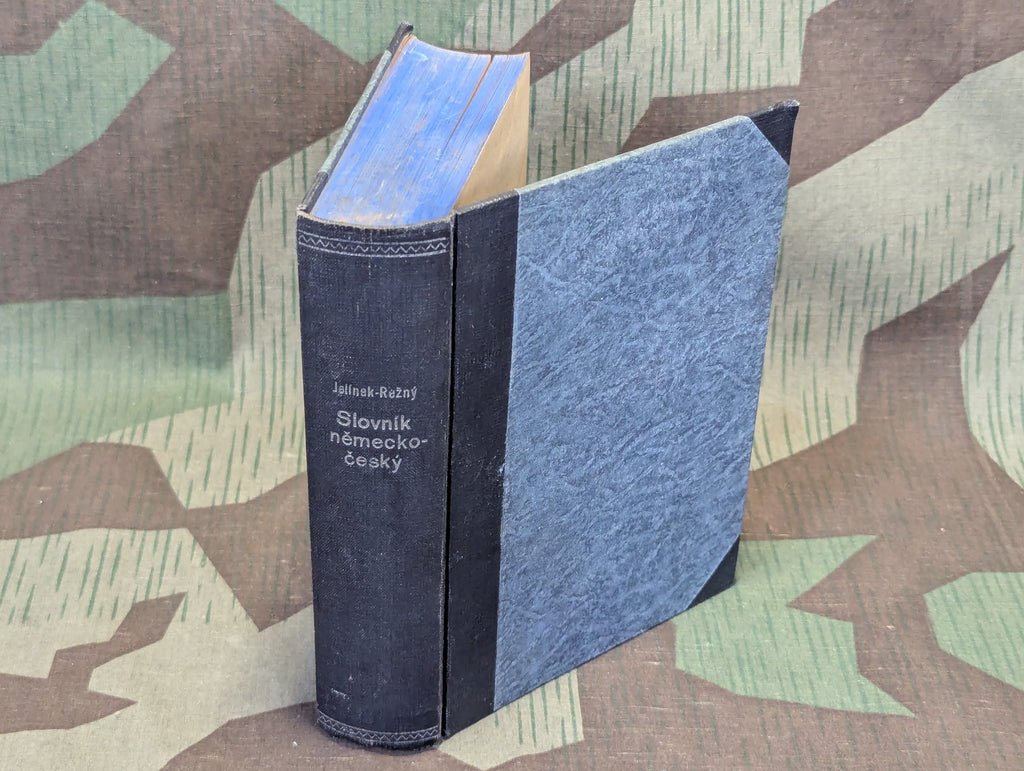 1941 Czech - German Dictionary — image 2