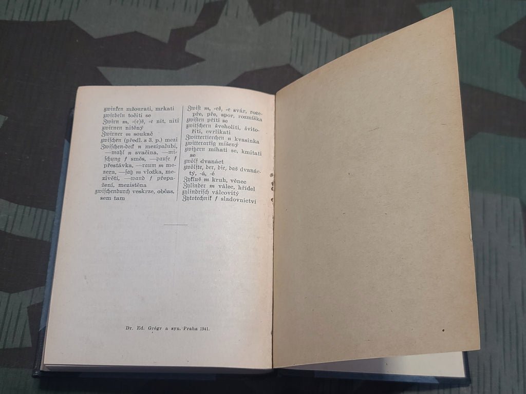1941 Czech - German Dictionary — image 8