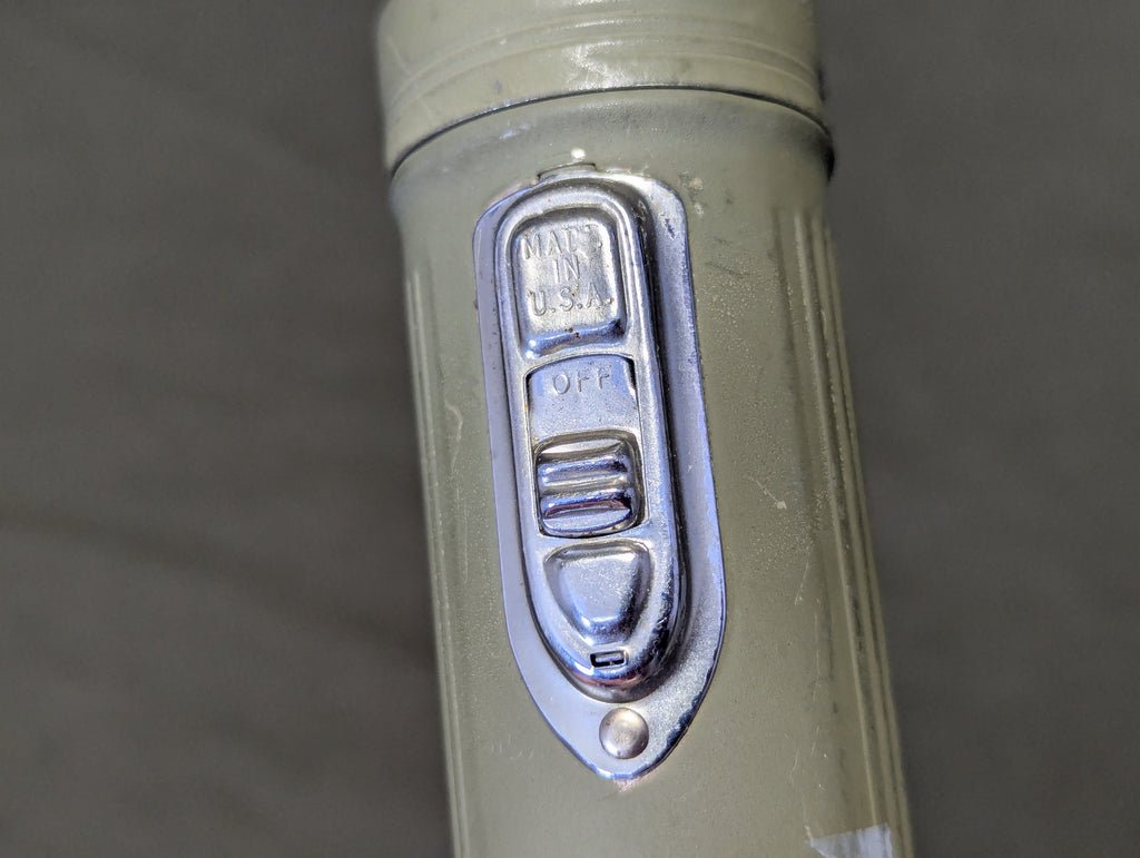 USA Made Flashlight — image 5