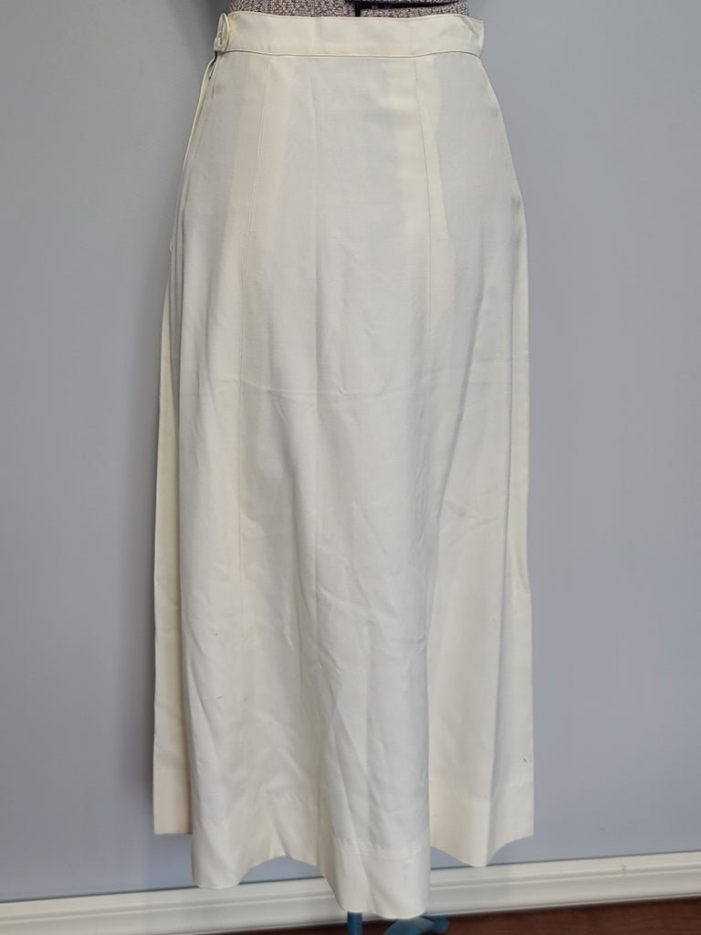 US Navy WAVES White Uniform Jacket & Skirt(B-36' W-24' H-34') — image 24