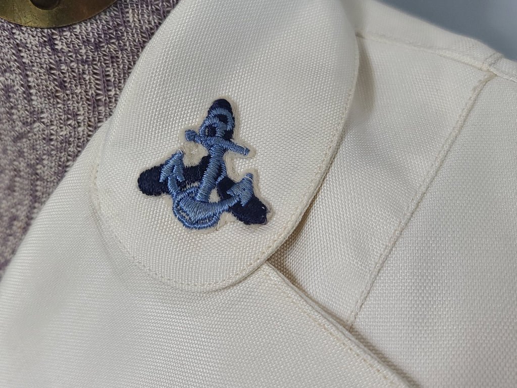 US Navy WAVES White Uniform Jacket & Skirt(B-36' W-24' H-34') — image 8