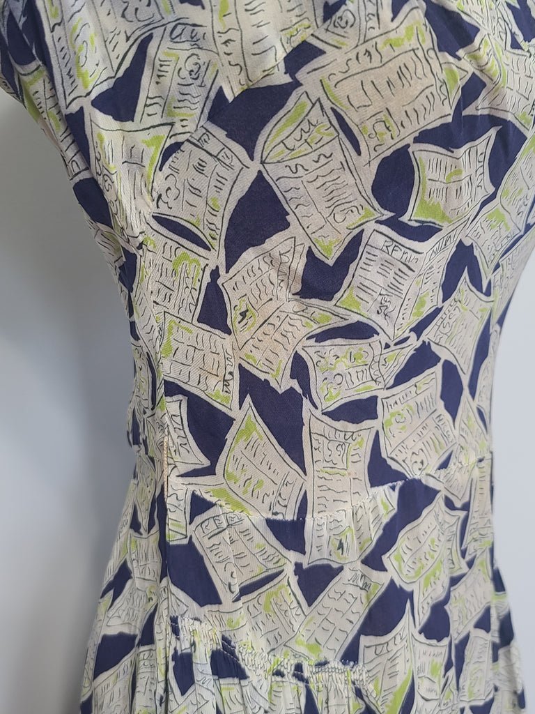 Newspaper Novelty Print Dress (as-is)(B-34' W.25.5' H-34') — image 10