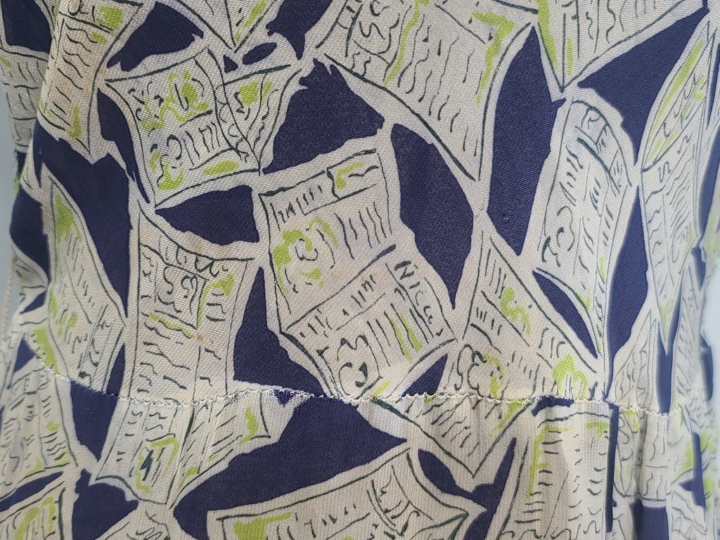 Newspaper Novelty Print Dress (as-is)(B-34' W.25.5' H-34') — image 12