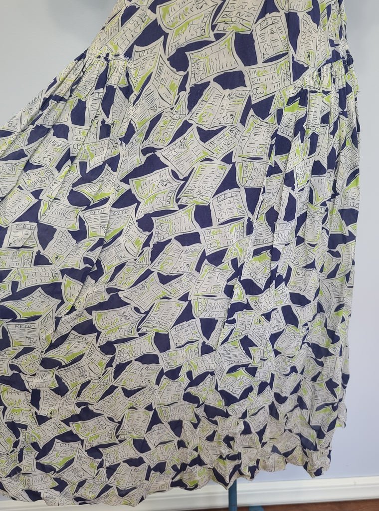 Newspaper Novelty Print Dress (as-is)(B-34' W.25.5' H-34') — image 15