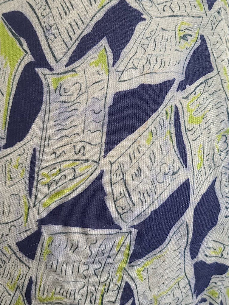 Newspaper Novelty Print Dress (as-is)(B-34' W.25.5' H-34') — image 24