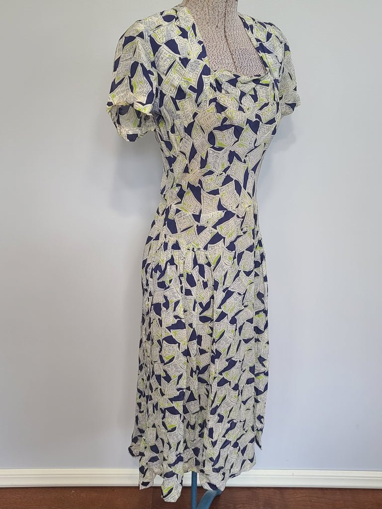 Newspaper Novelty Print Dress (as-is)(B-34' W.25.5' H-34') — image 4