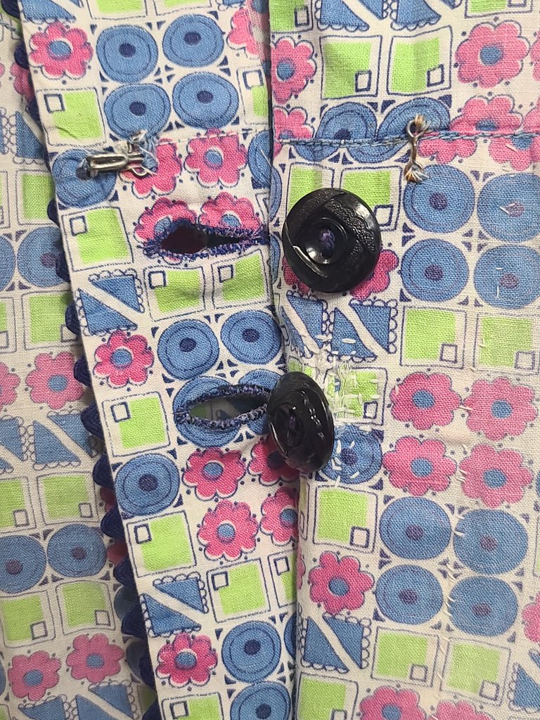 Colorful Print Button Down Dress(B-52' W-44.5' H-52') — image 15