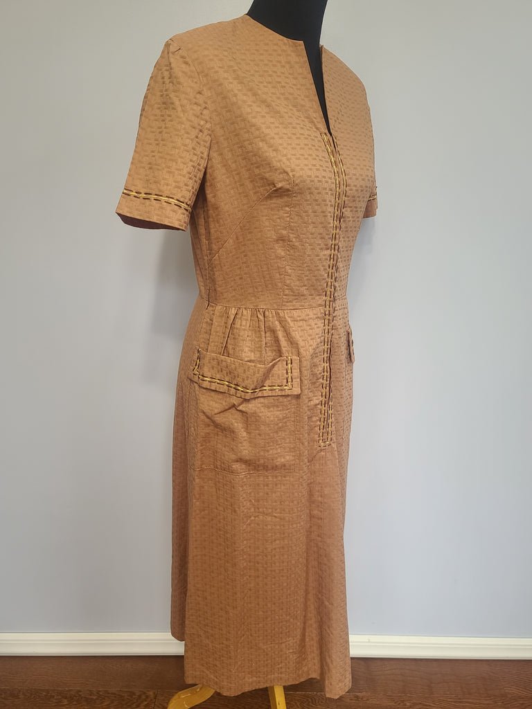 Brown Zipper Front Dress(B-40' W-31.5' H-40') — image 4