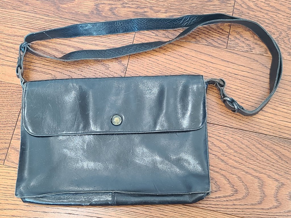 US Navy WAVES Leather Purse — image 2