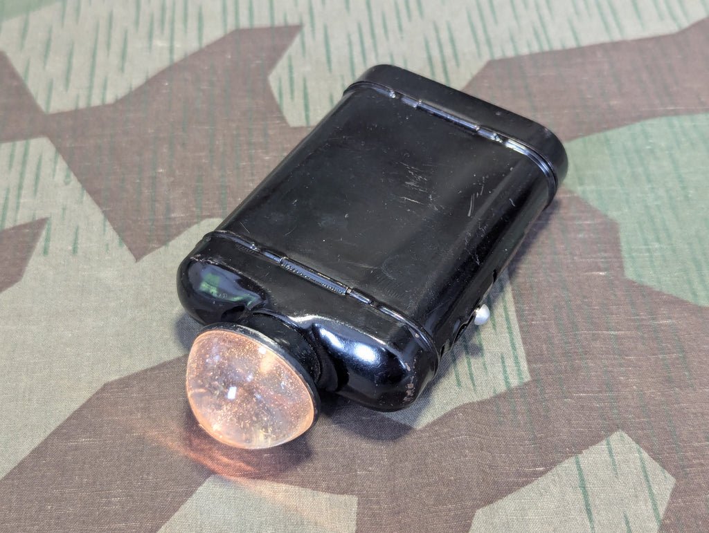 German Flashlight — image 2