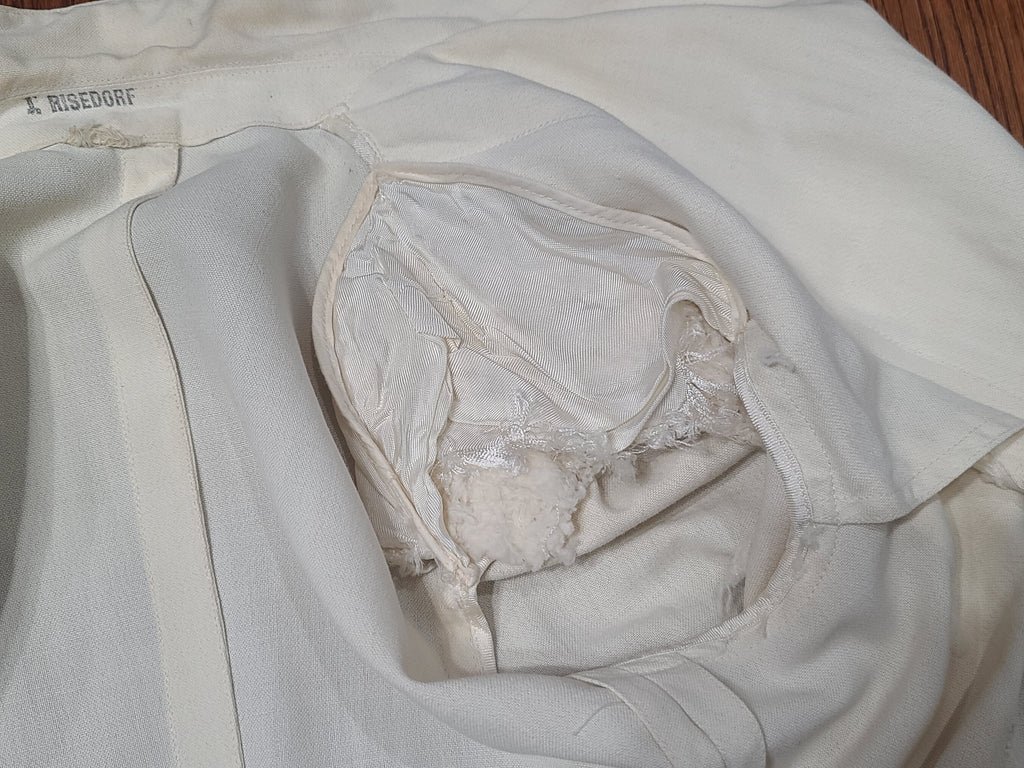 NNC Navy Nurse White Uniform Jacket and Skirt(B-33' W-25' H-33.5') — image 33