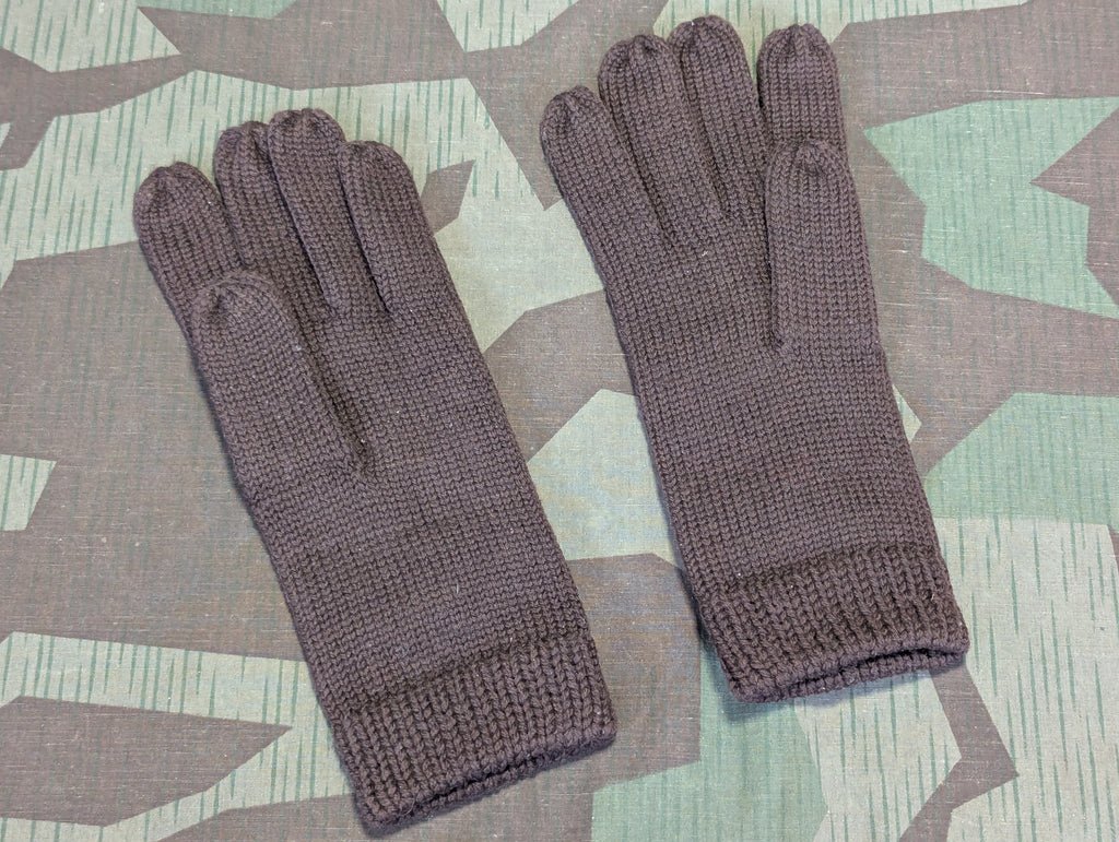 German Brown Winter Gloves — image 2