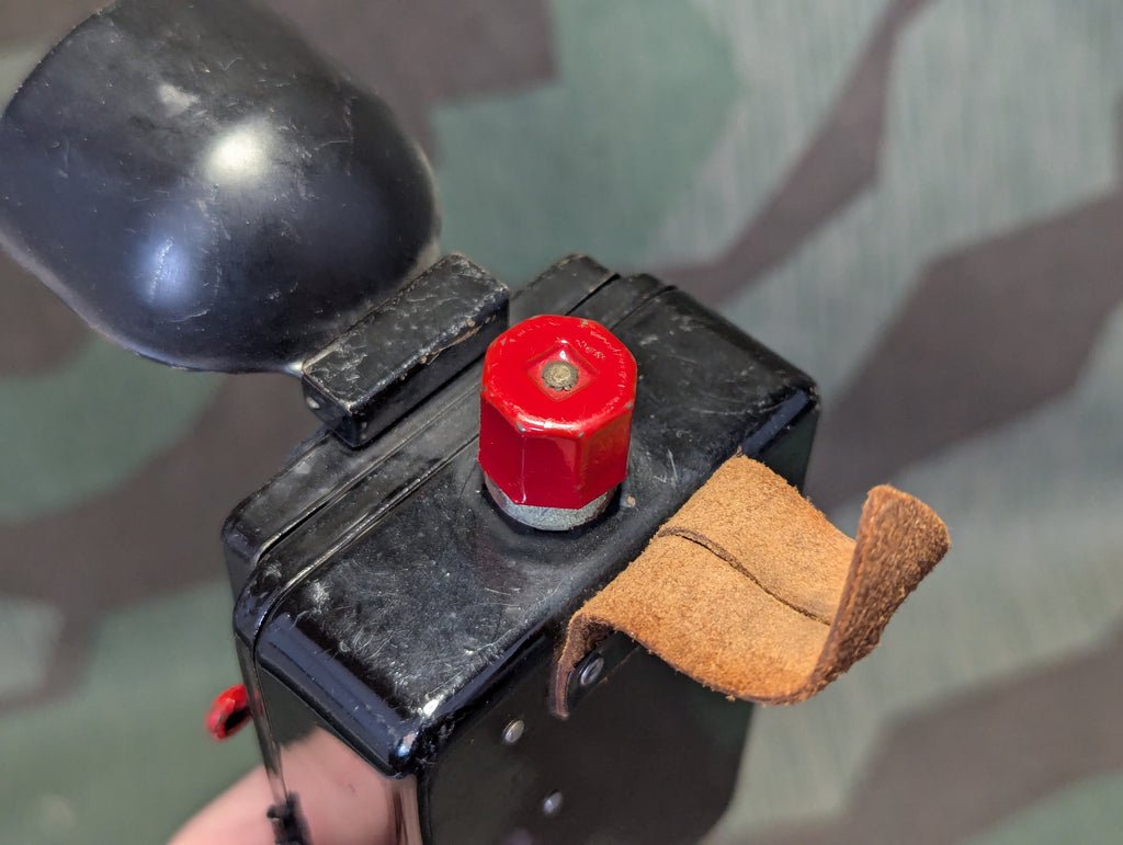 Crone German Wehrmacht Flashlight — image 8