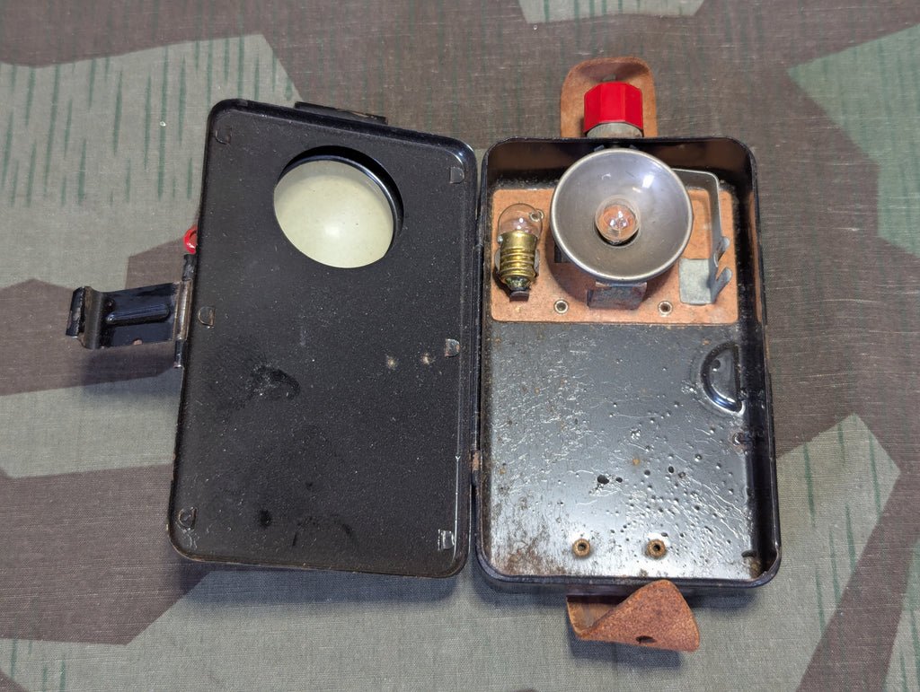 Crone German Wehrmacht Flashlight — image 9