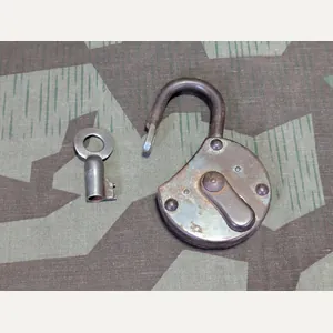 Medium Sized German Lock w/ 1 Key