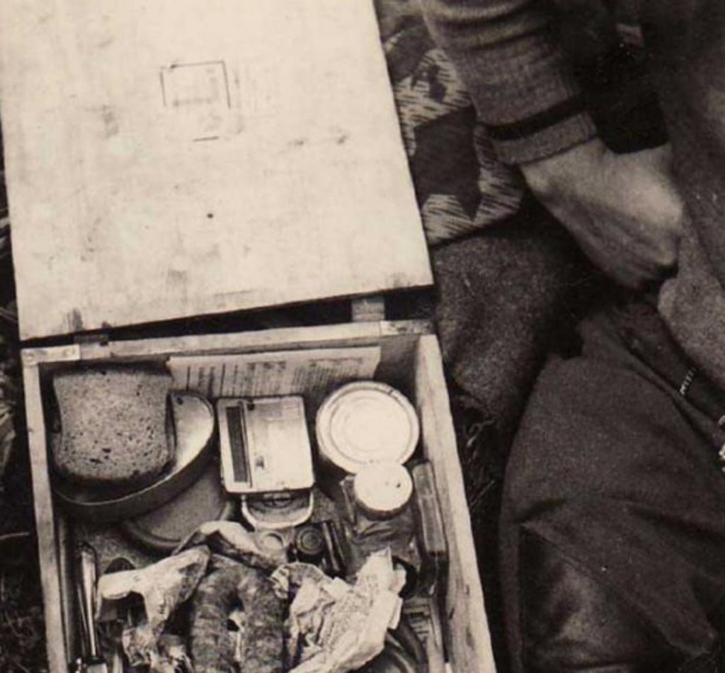 Reproduction Cigarette Rolling Machine — image 5