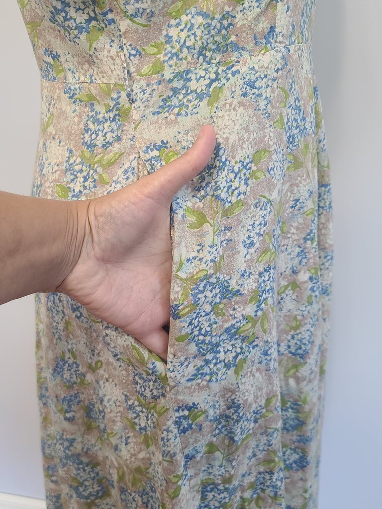 Light Blue and Green Flower Print Dress(B-37' W-28.5' H-39') — image 11