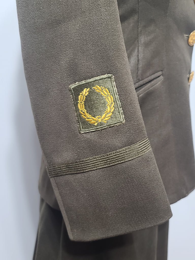 WAC Officer Uniform Jacket and Skirt(B-32' W-26' H-35') — image 11