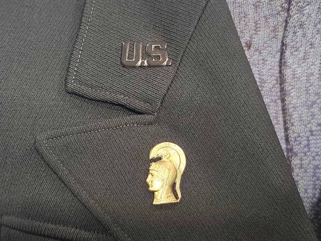 WAC Officer Uniform Jacket and Skirt(B-32' W-26' H-35') — image 6