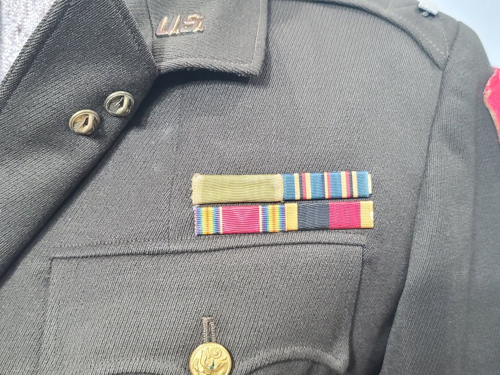 WAC Officer Uniform Jacket and Skirt(B-32' W-26' H-35') — image 8