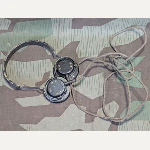 Dfh.f. 44 Headphones Working (needs plug)