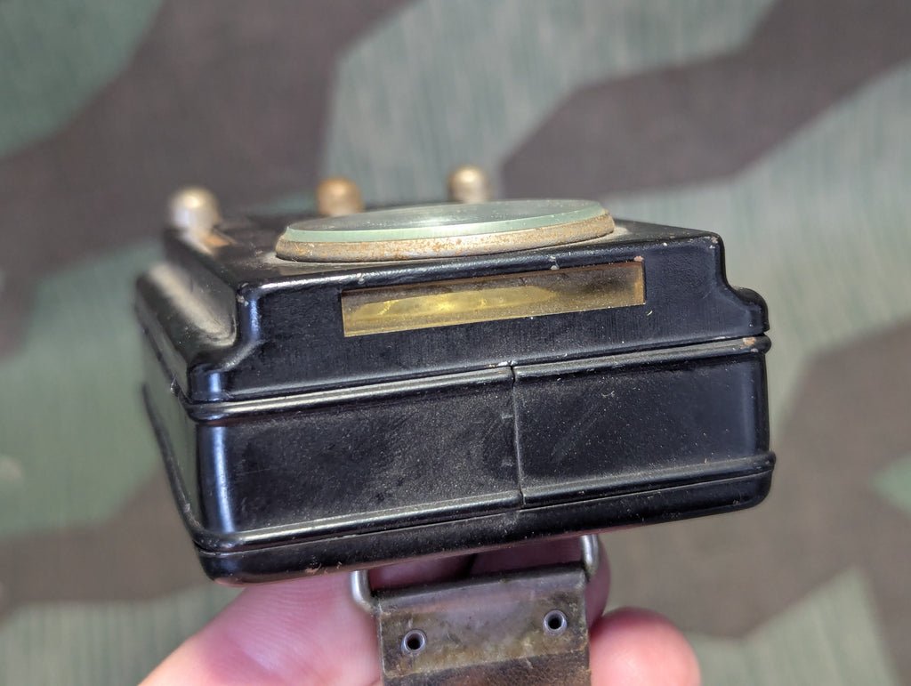 Daimon Wehrmacht Flashlight Damaged Leather Button Loop — image 5