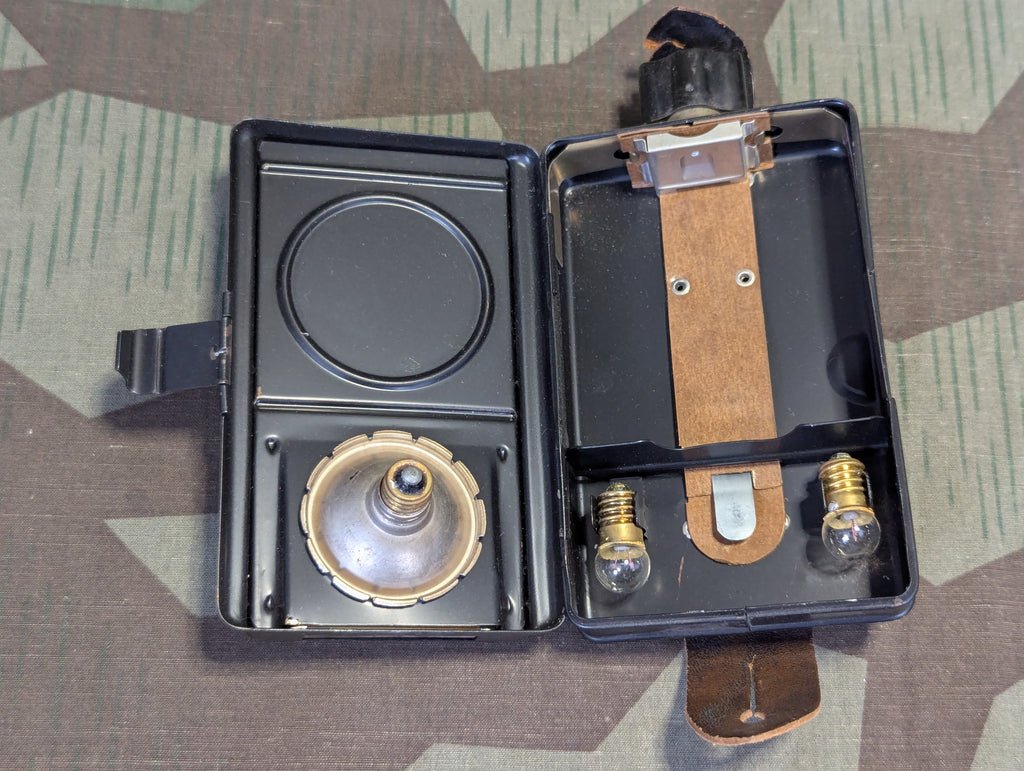 Daimon Wehrmacht Flashlight Damaged Leather Button Loop — image 6