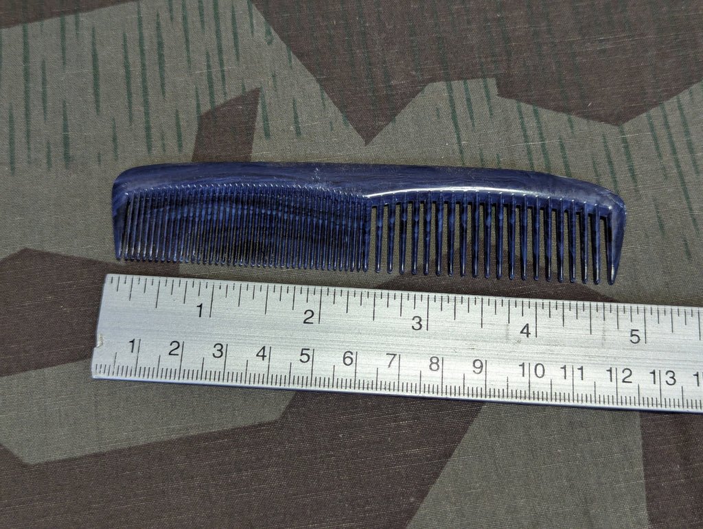 Blue Black Marbled German Combs — image 2