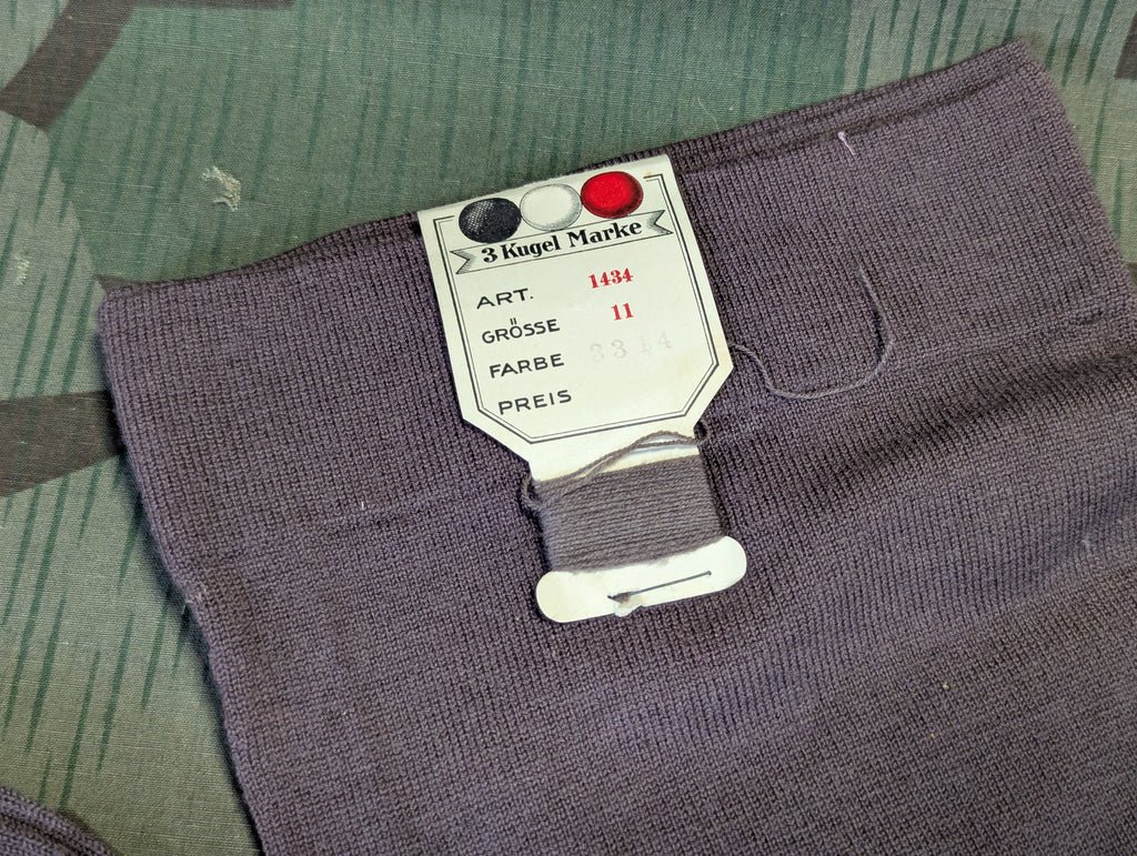 German Stockings '3 Kugel Marke' Label — image 3