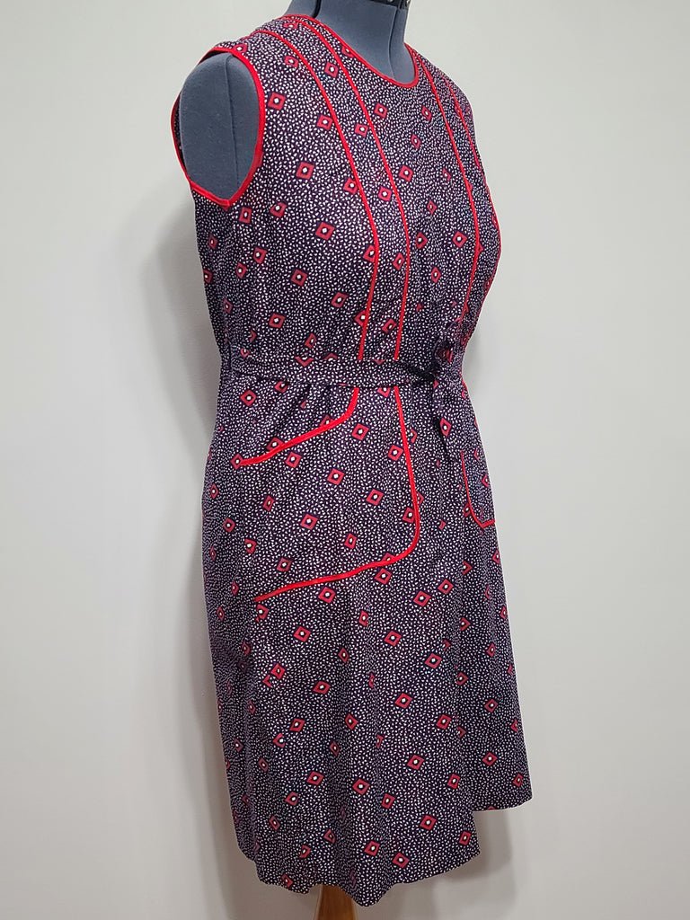 German Wrap Apron Style House Dress(adjustable 29'-32.5' waist) — image 4