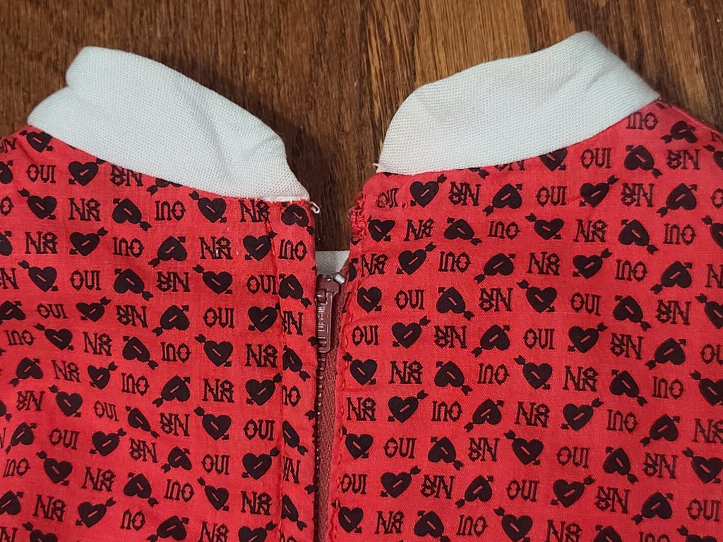 Heart Novelty Print French Oui Non Dress(B-36' W-29' H-37') — image 22
