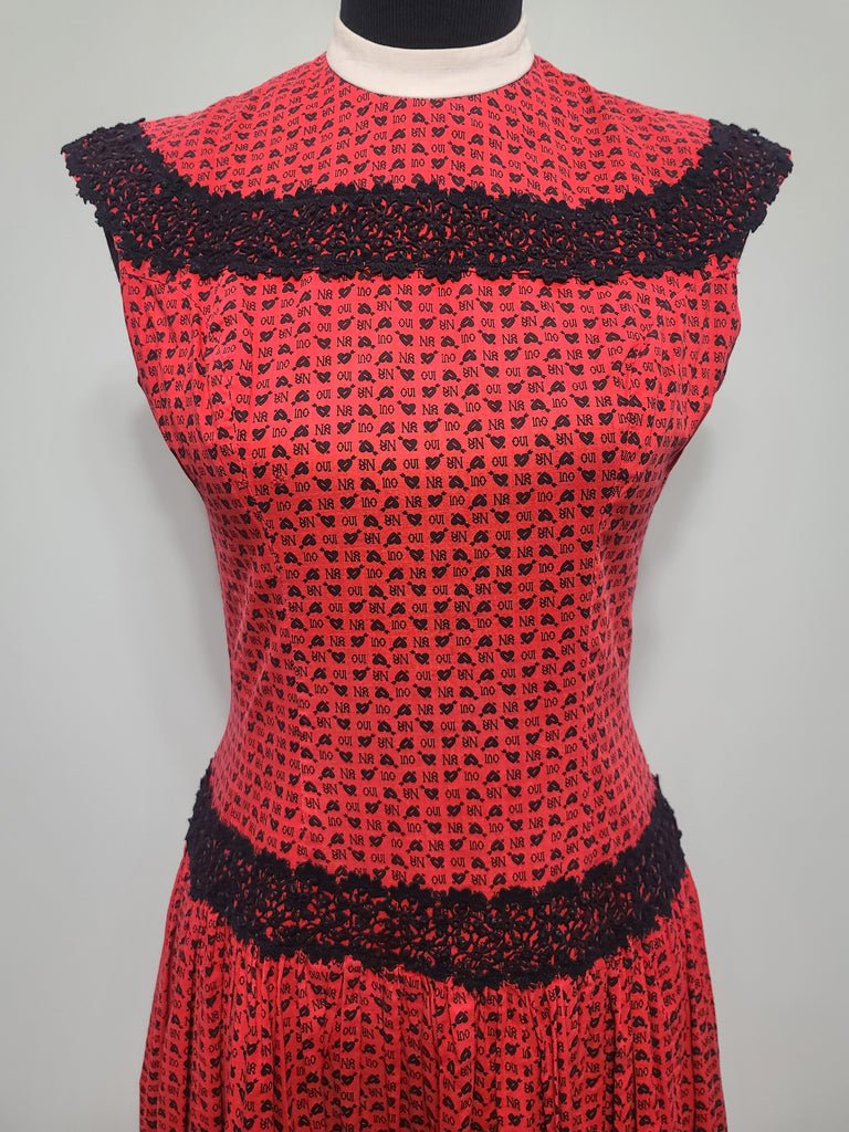 Heart Novelty Print French Oui Non Dress(B-36' W-29' H-37') — image 6