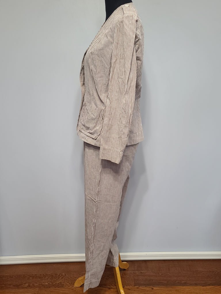 Army Nurse Seersucker Jacket and Trousers(B-42' W-32' H-42') — image 2