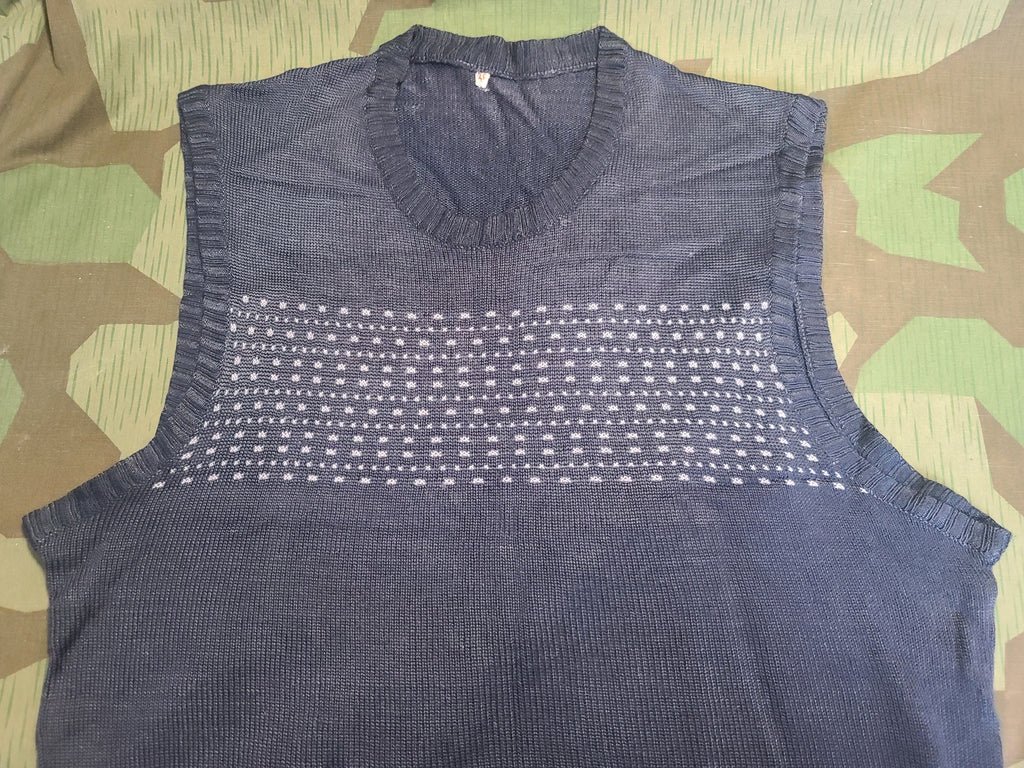 German Men's Sweater Vest (36'-40' Chest) — image 2