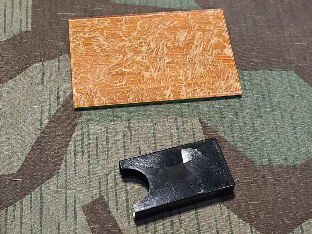 Hygiene Kit Bakelite Pieces — image 13