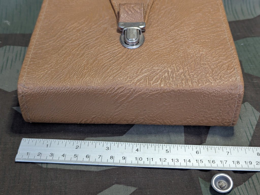 Hygiene Kit Bakelite Pieces — image 17