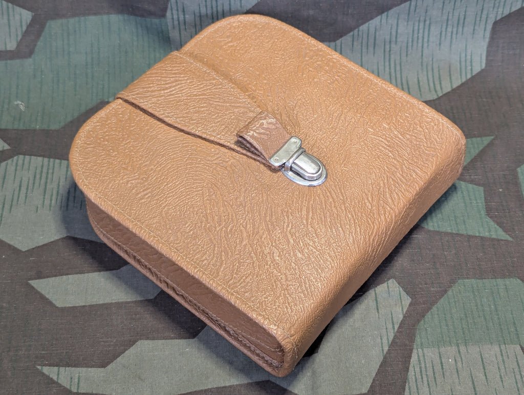 Hygiene Kit Bakelite Pieces — image 7