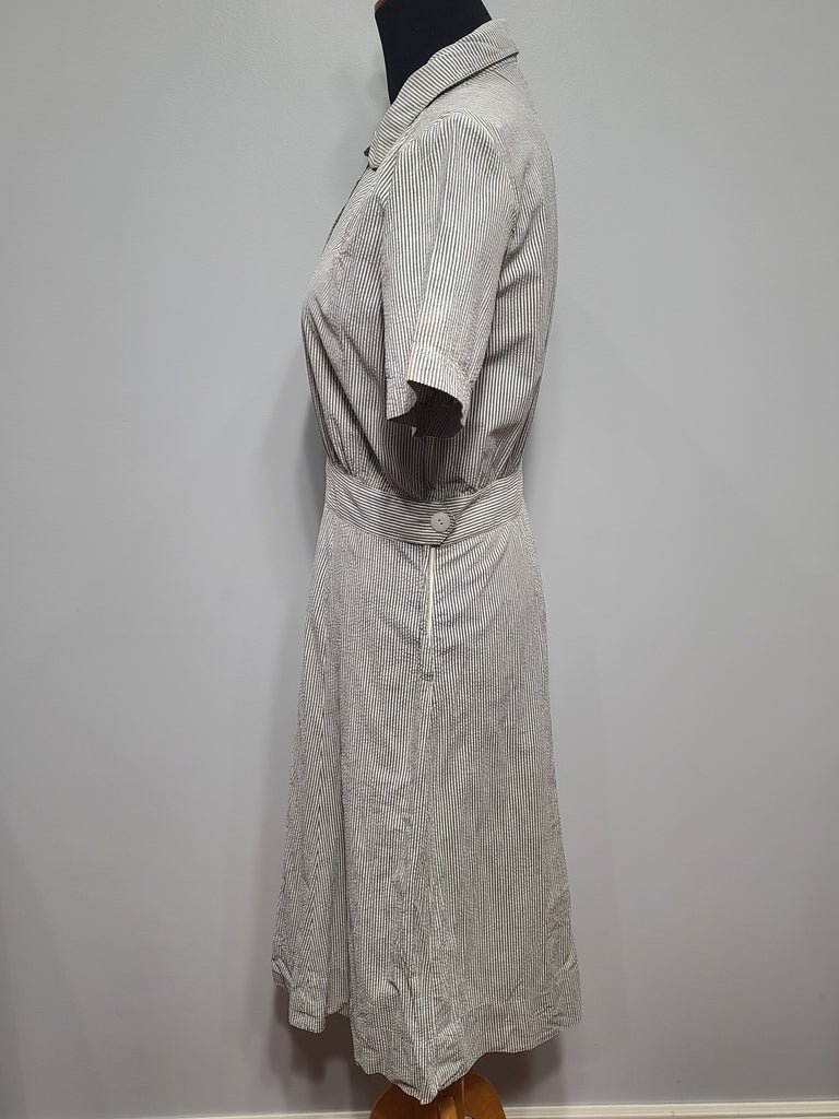 Navy WAVES Work Uniform Seersucker Dress(B-38' W-29' H-37') — image 4