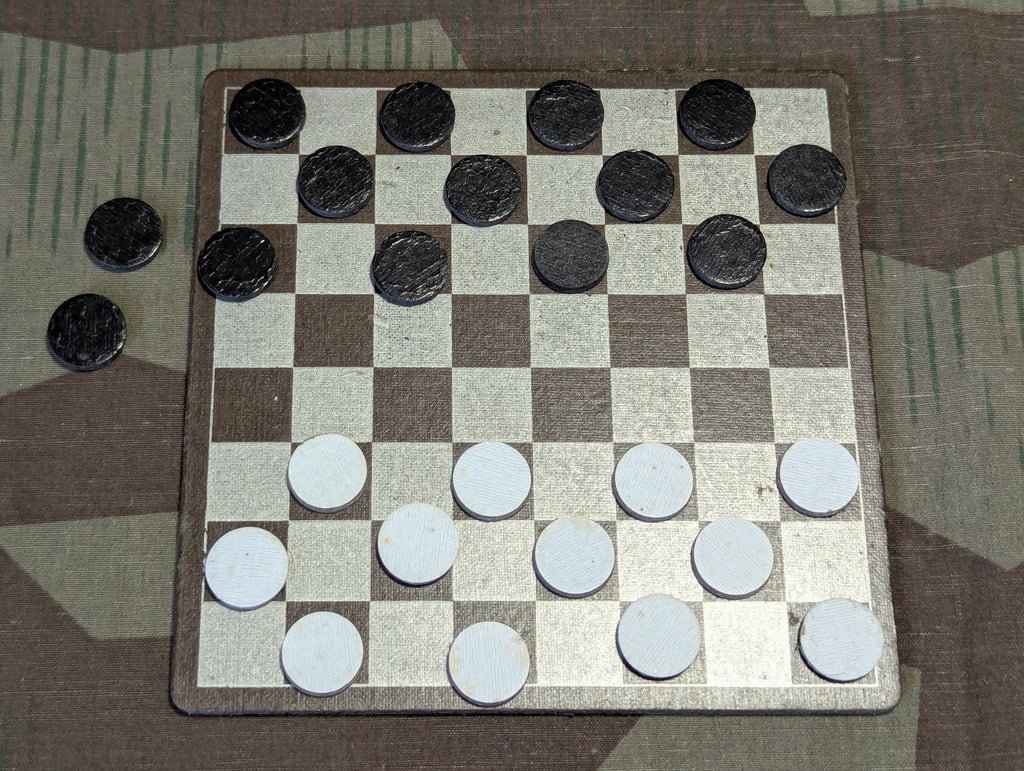 Dame Mühle Travel Game Set — image 5