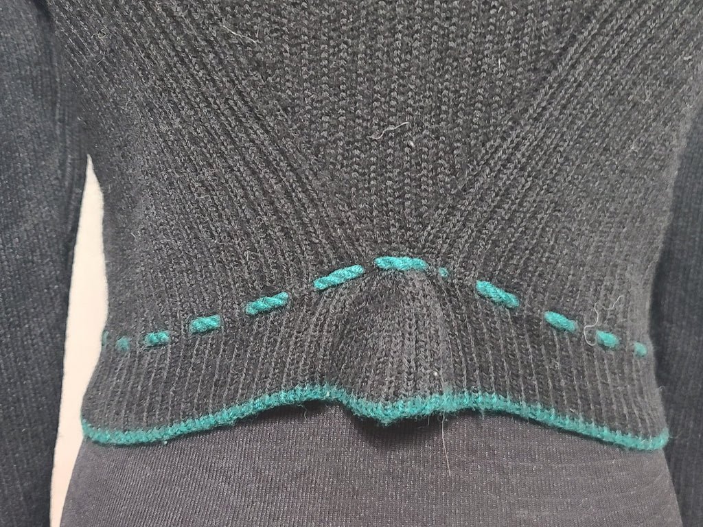 German Traditional Knit Cardigan Sweater (BDM) (Medium/Large) — image 10