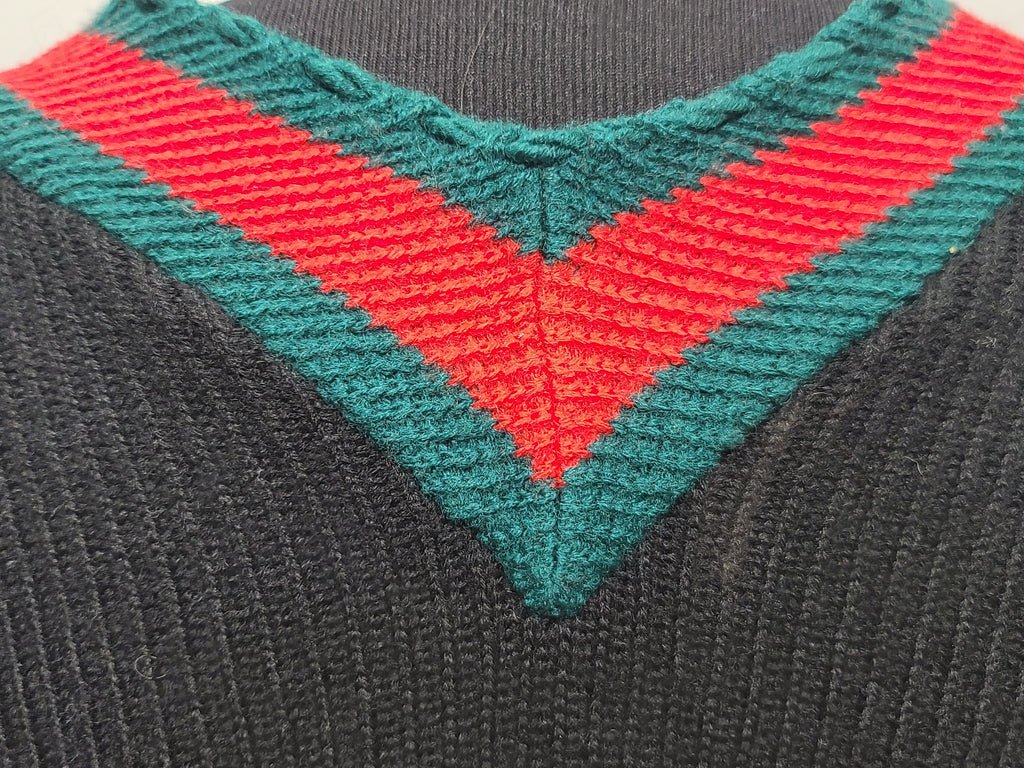 German Traditional Knit Cardigan Sweater (BDM) (Medium/Large) — image 9