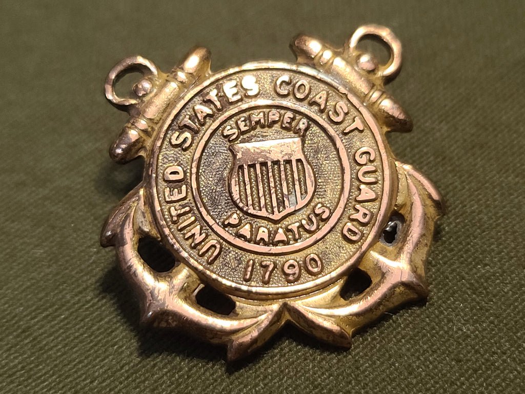 Coast Guard SPARS Collar Insignia Set — image 4