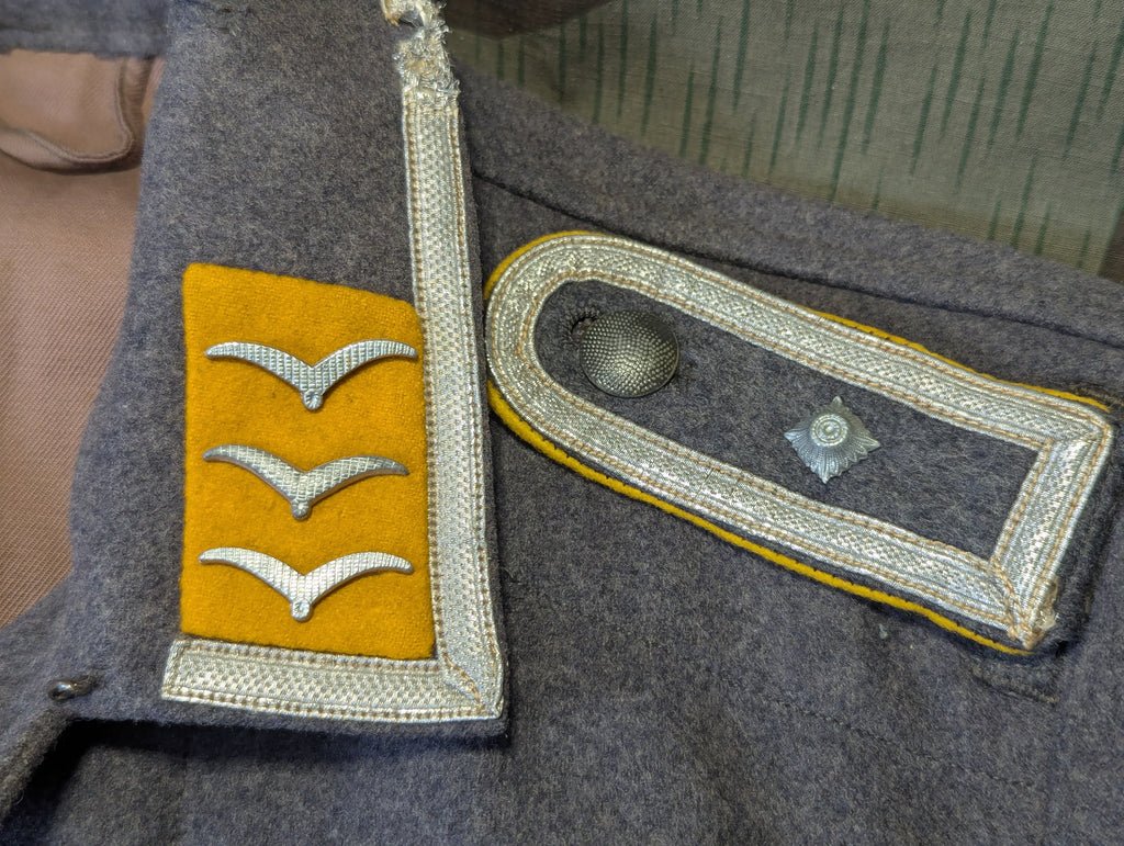 Original M40 (2nd Pattern) Luftwaffe Feldwebel Fliegerbluse — image 3