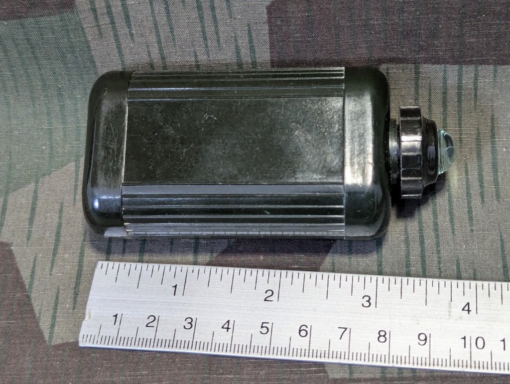 Green Bakelite Zeiler Turnlight Flashlight — image 2
