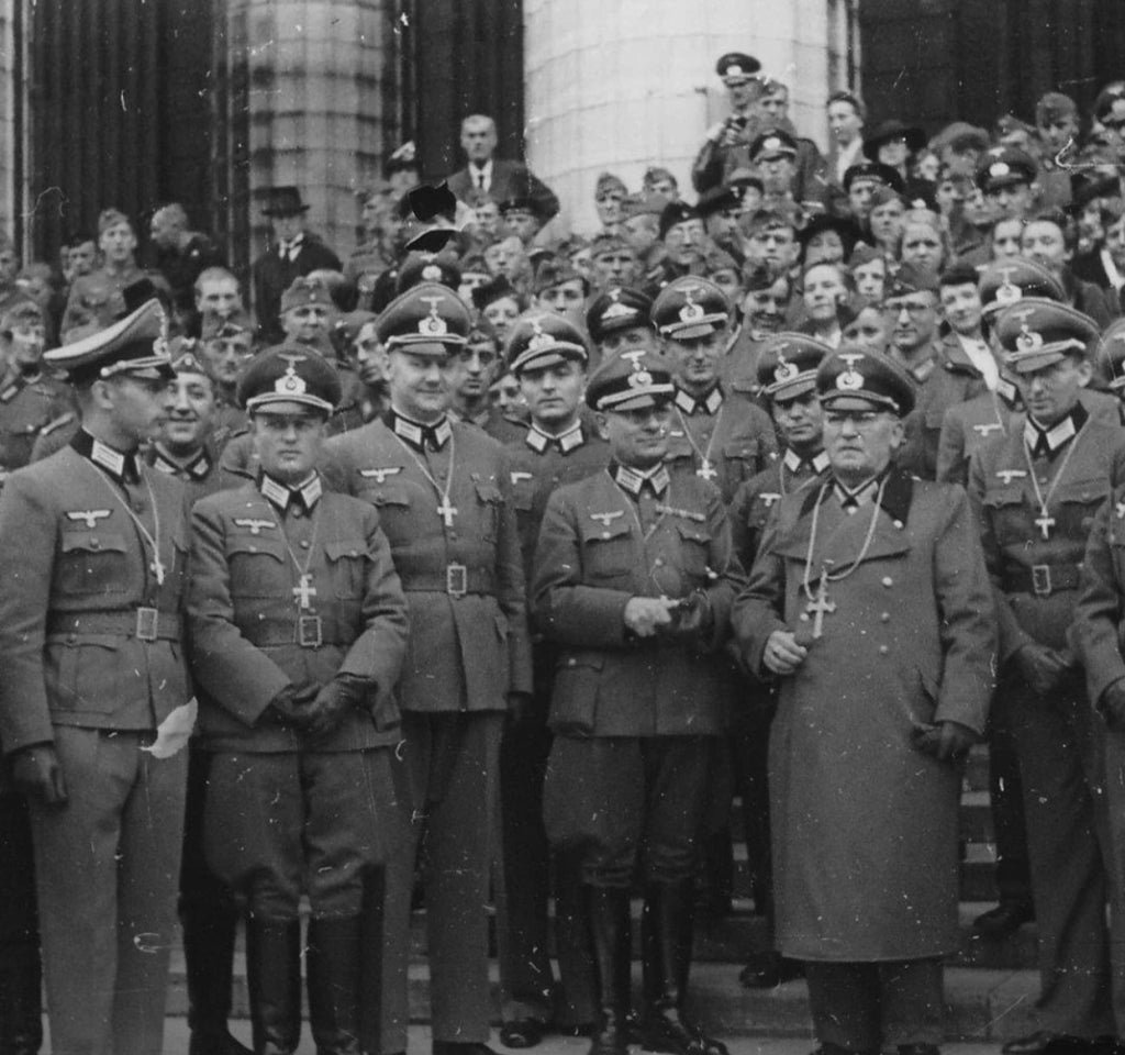 German 'Chaplain's Cross' — image 8