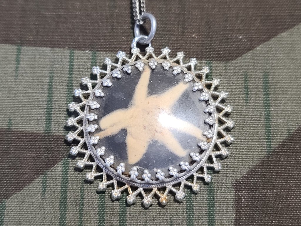 Edelweiss Pressed Flower Necklace — image 2