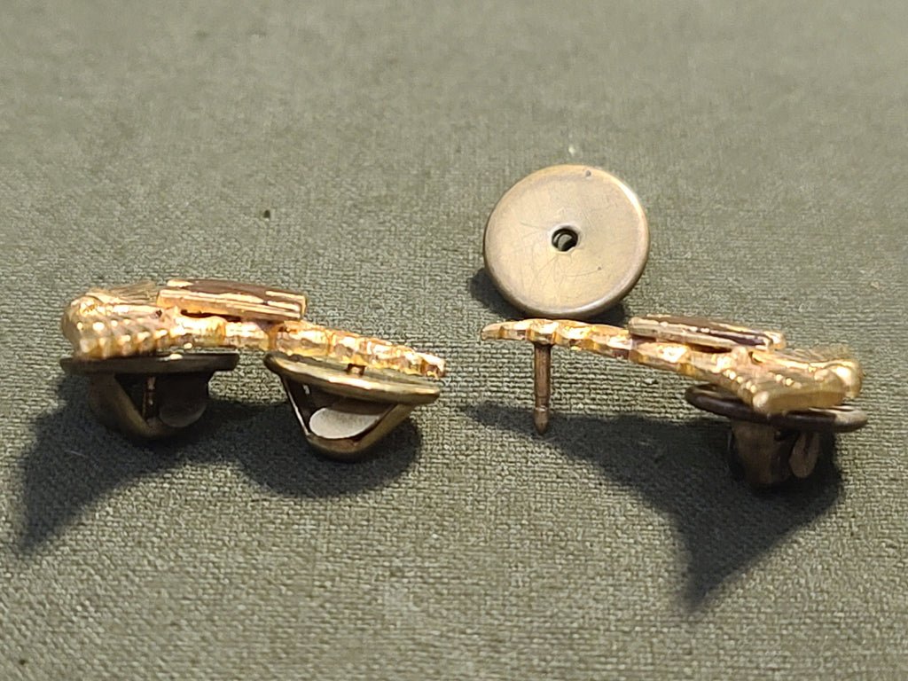 Army Nurse Collar Insignia Pin Set — image 8