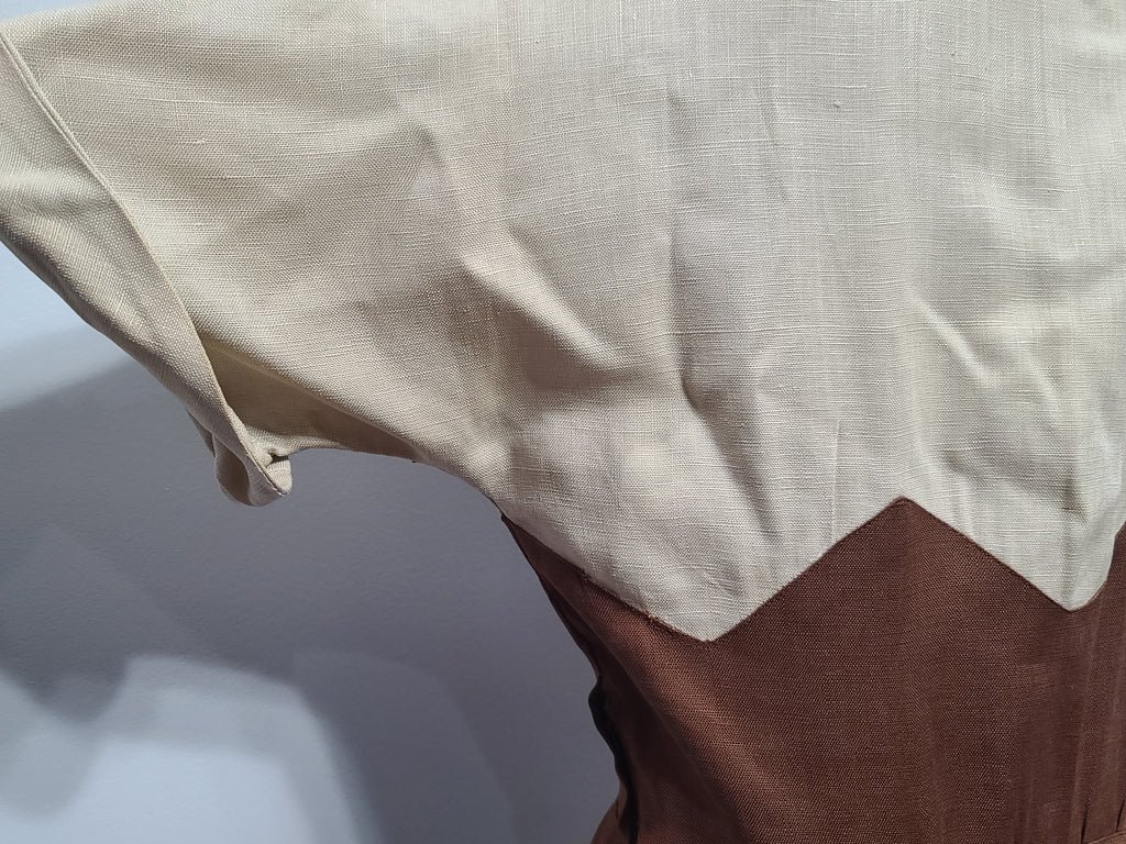 Brown and Tan Linen Dress(B-36' W-26.5' H-37') — image 11