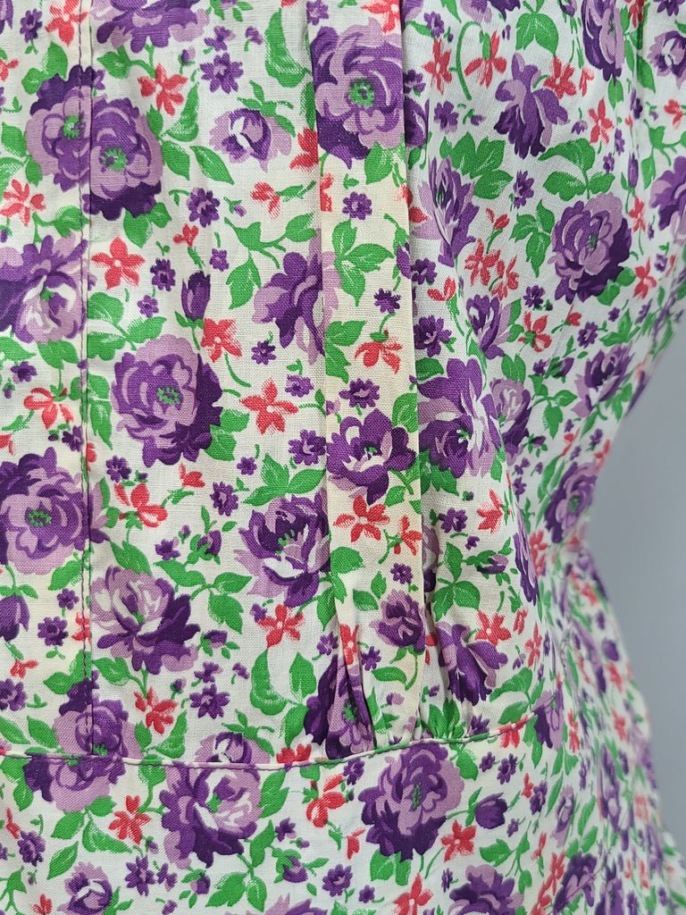 Purple Flower Print Zipper Front House Dress(B-50' W-44' H-52') — image 11