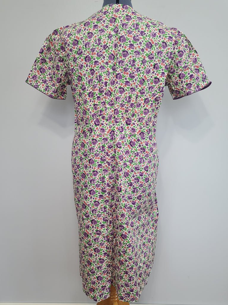 Purple Flower Print Zipper Front House Dress(B-50' W-44' H-52') — image 3